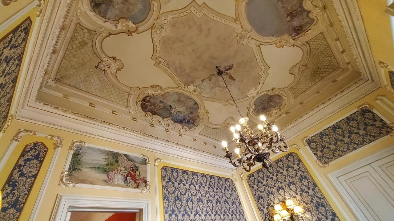 Palazzo Arcidiacono - Luxury Holidays Катанія Екстер'єр фото