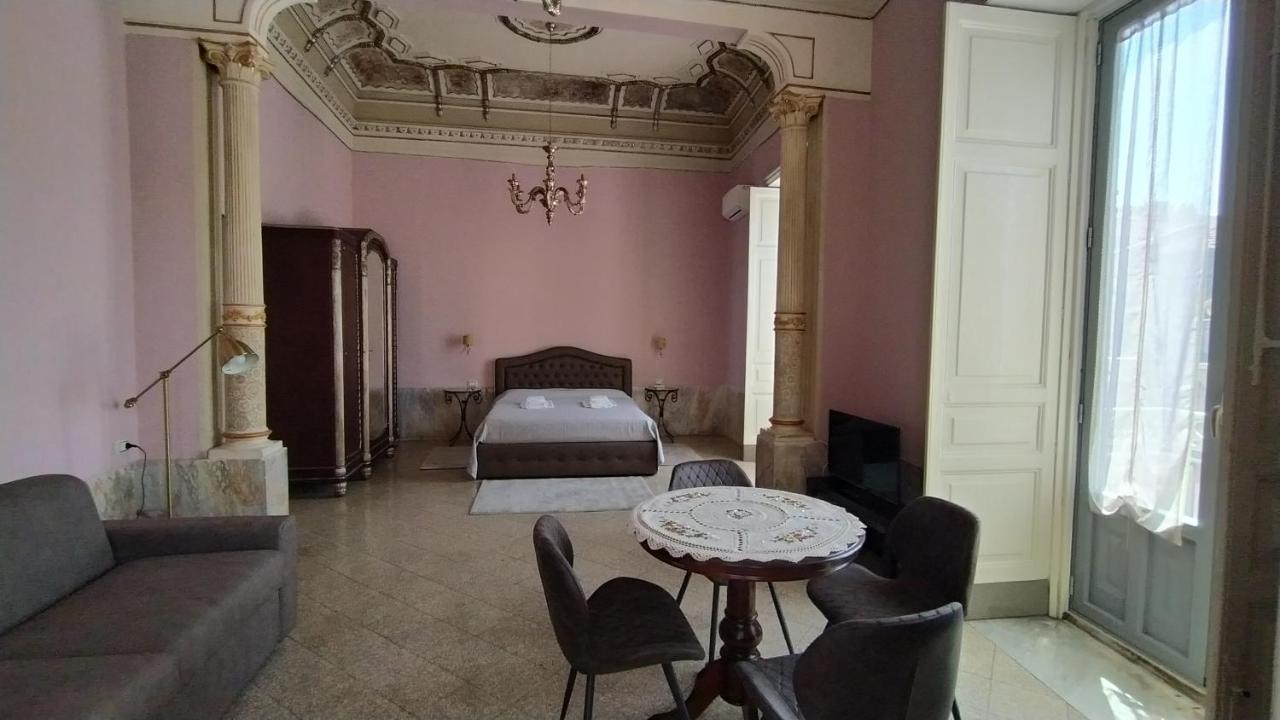 Palazzo Arcidiacono - Luxury Holidays Катанія Екстер'єр фото