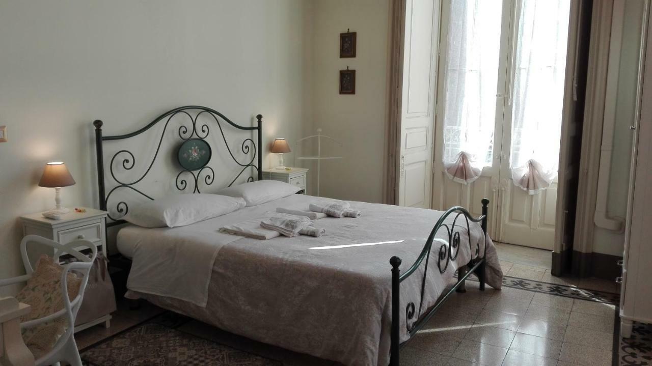 Palazzo Arcidiacono - Luxury Holidays Катанія Екстер'єр фото